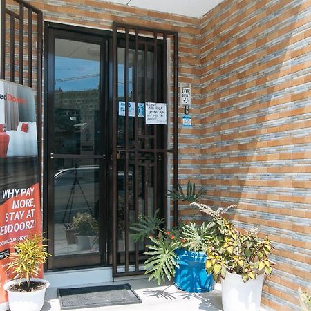 Hotel Reddoorz Near Sm Bicutan Paranaque City Exterior foto