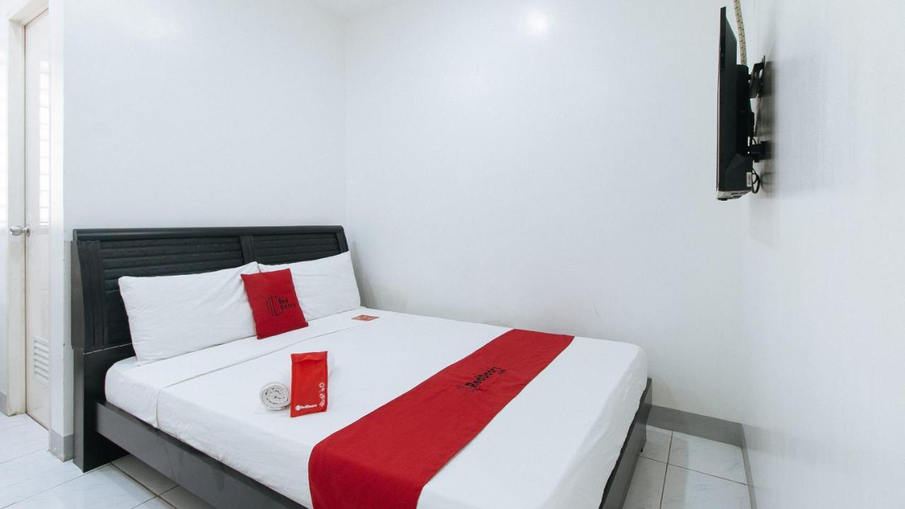 Hotel Reddoorz Near Sm Bicutan Paranaque City Exterior foto