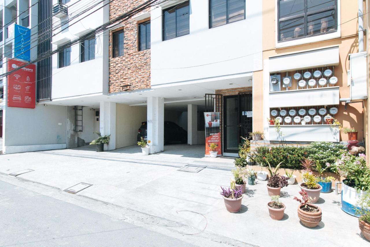 Hotel Reddoorz Near Sm Bicutan Paranaque City Exterior foto