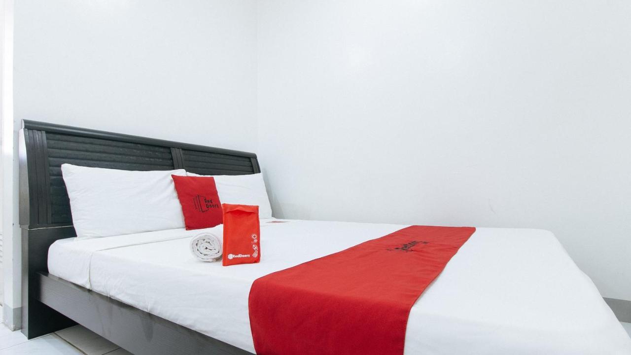 Hotel Reddoorz Near Sm Bicutan Paranaque City Exterior foto
