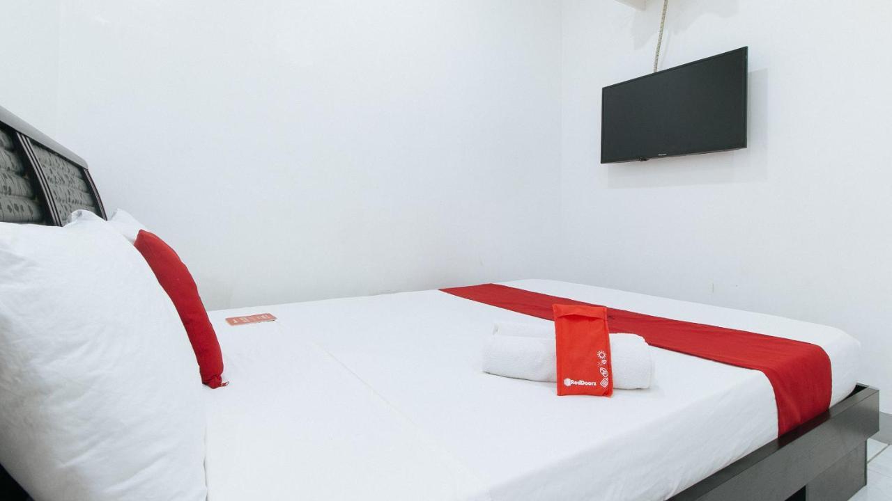 Hotel Reddoorz Near Sm Bicutan Paranaque City Exterior foto
