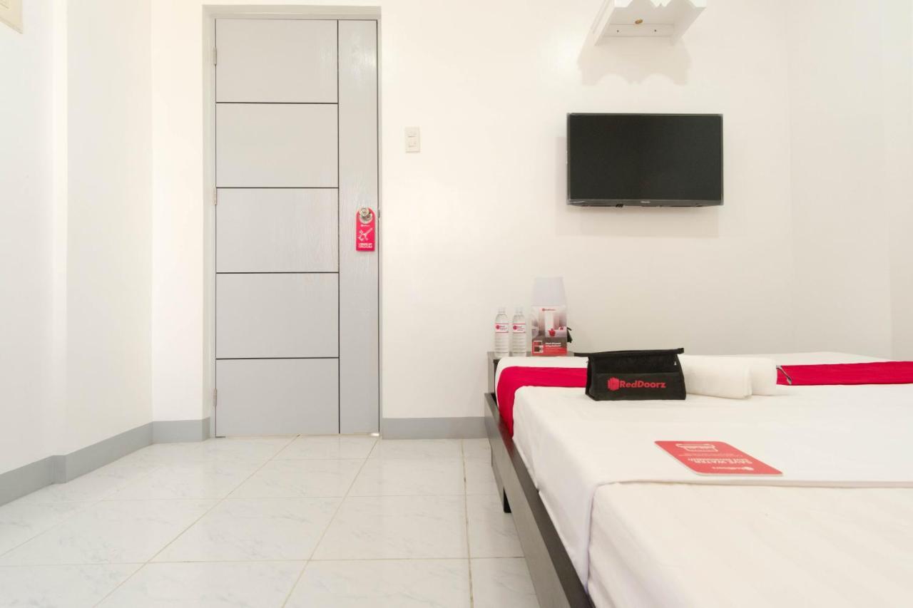 Hotel Reddoorz Near Sm Bicutan Paranaque City Exterior foto